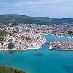 Tribunj 7117b * Tribunj (Sibenik-Knin)