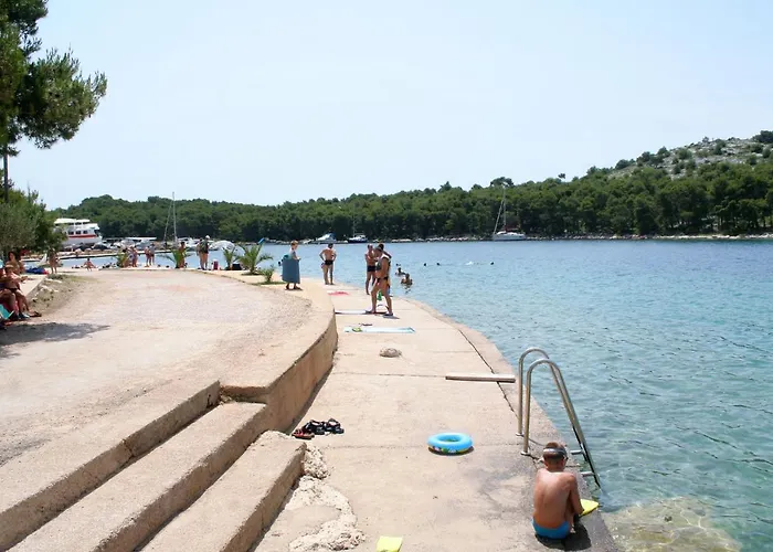 Tribunj 7117b * Tribalj