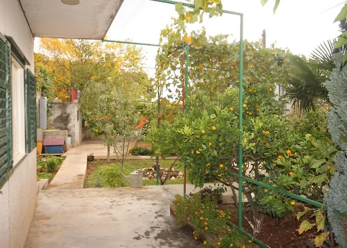 דירה Tribunj 7117b Tribalj